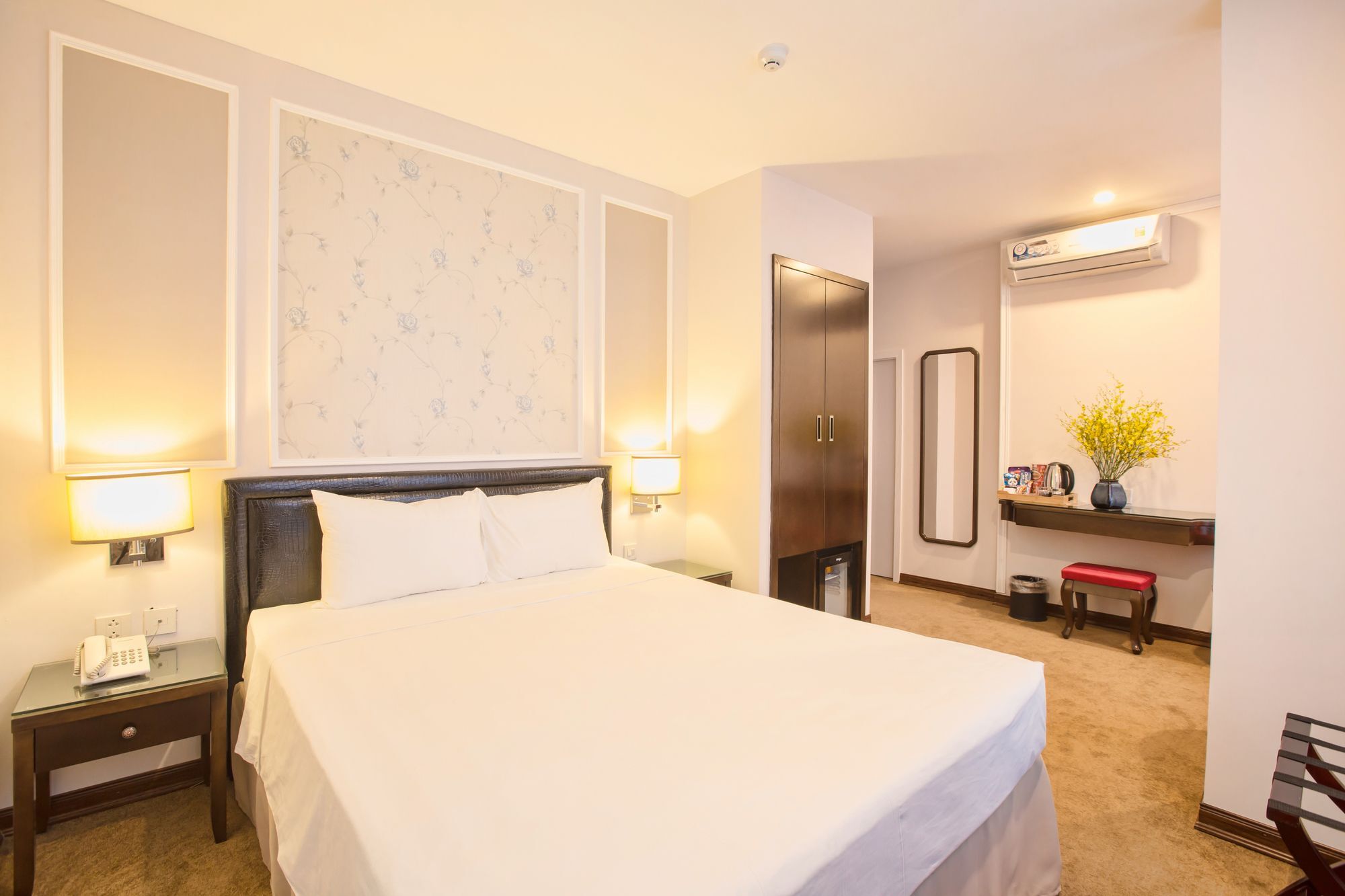 Dinh Ami Hanoi Hotel Exterior photo